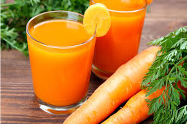 خواص معجزه گر آب هویج